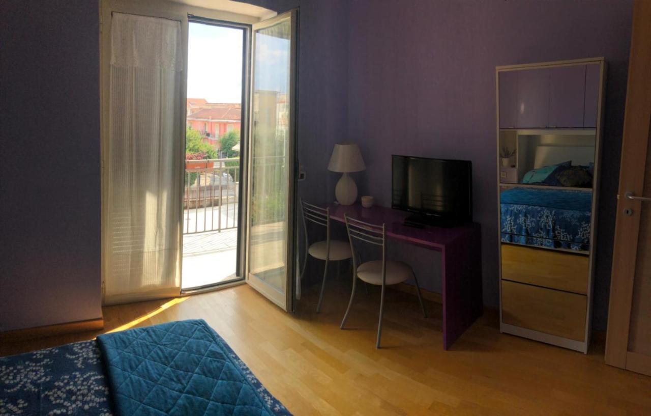 Il Giardino Della Reggia Bed and Breakfast Caserta Eksteriør billede